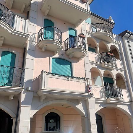 Villa Rosanna - Castel Di Sangro Buitenkant foto